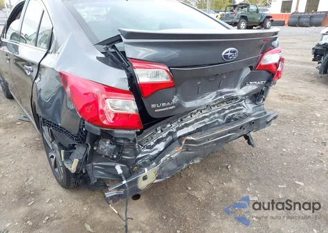 2018 Subaru Legacy 2.5I Sport z USA, uszkodzony, nr VIN 4S3BNAS63J3029252
